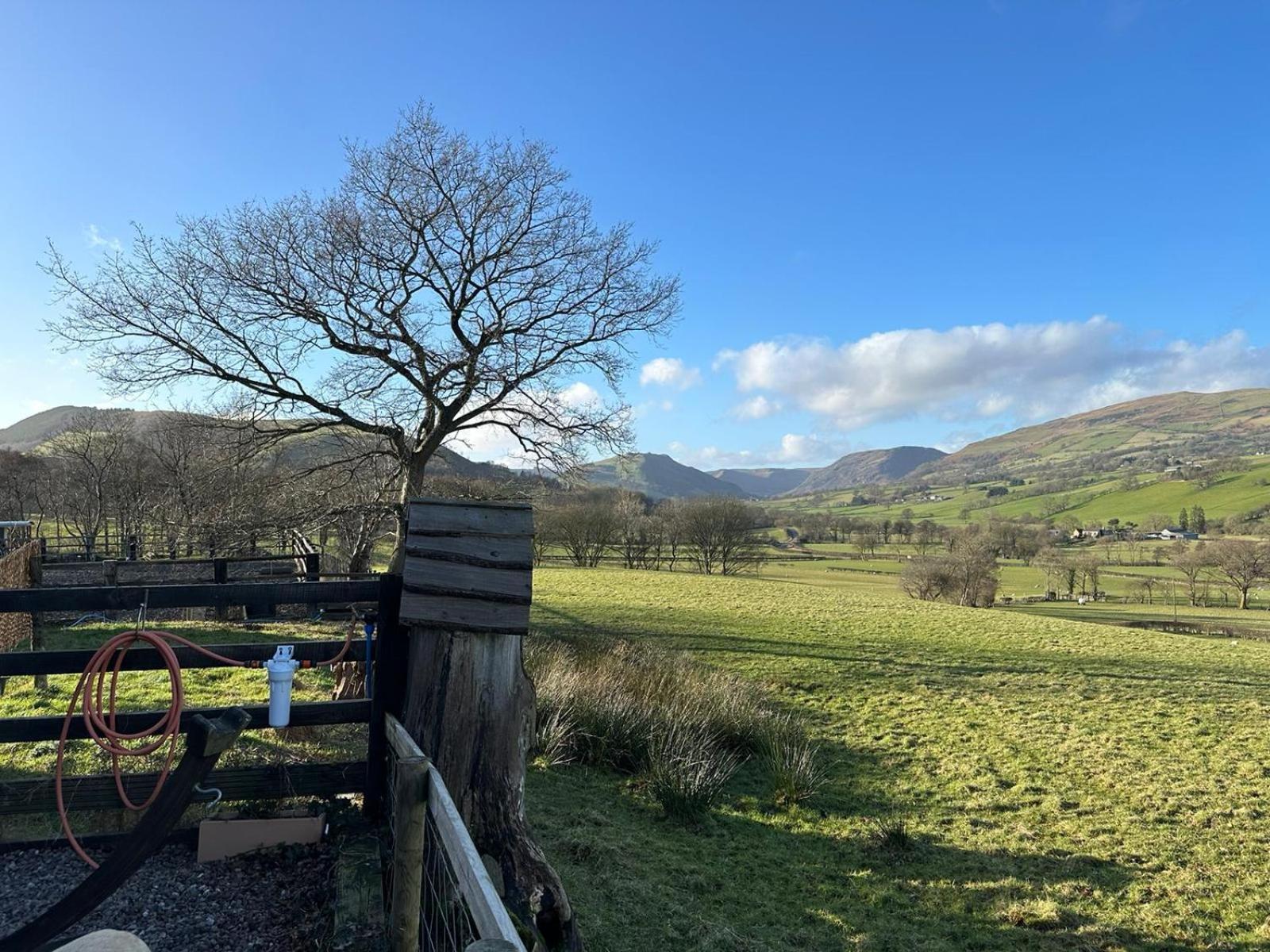 Willa The Retreat Llanrhaeadr-ym-Mochnant Zewnętrze zdjęcie